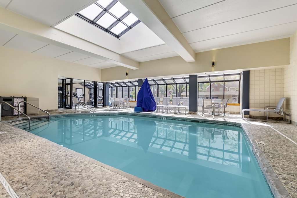 Best Western Plus InnTowner Madison photo 3