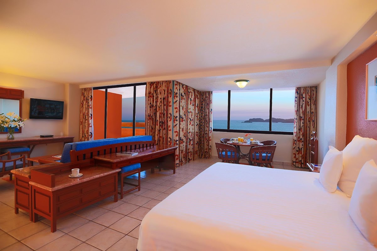 Barceló Ixtapa Beach Resort photo 2