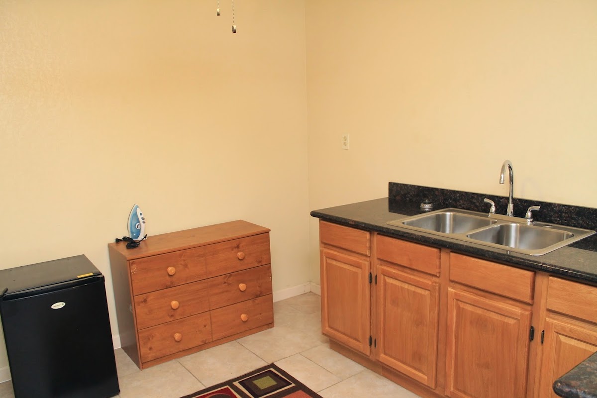 BEST WAY INN & SUITES photo 3