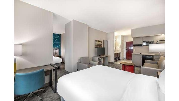 Comfort Suites Redmond Airport