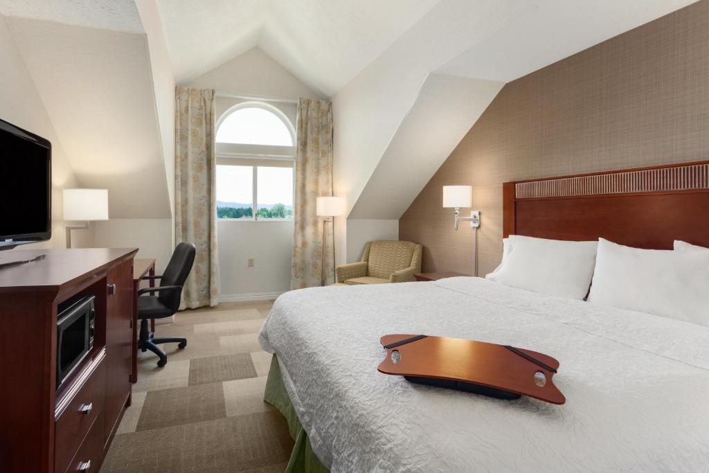 Hampton Inn Burlington photo 2