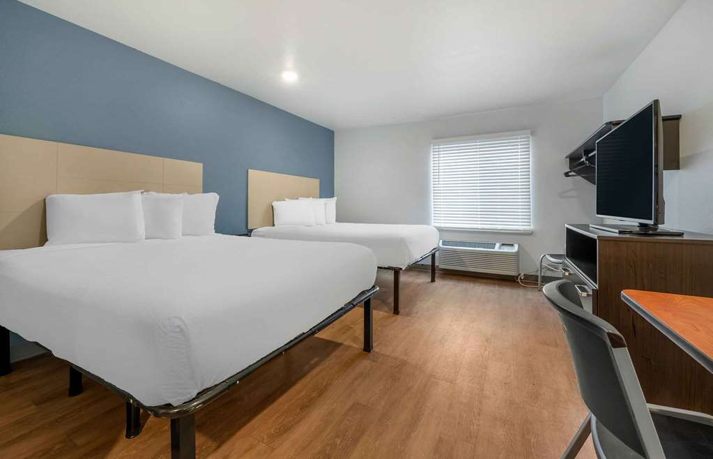 Extended Stay America Select Suites- Indianapolis - West photo 2