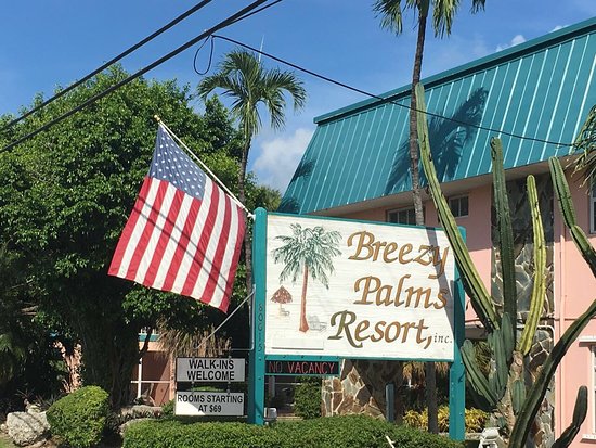 Breezy Palms Resort