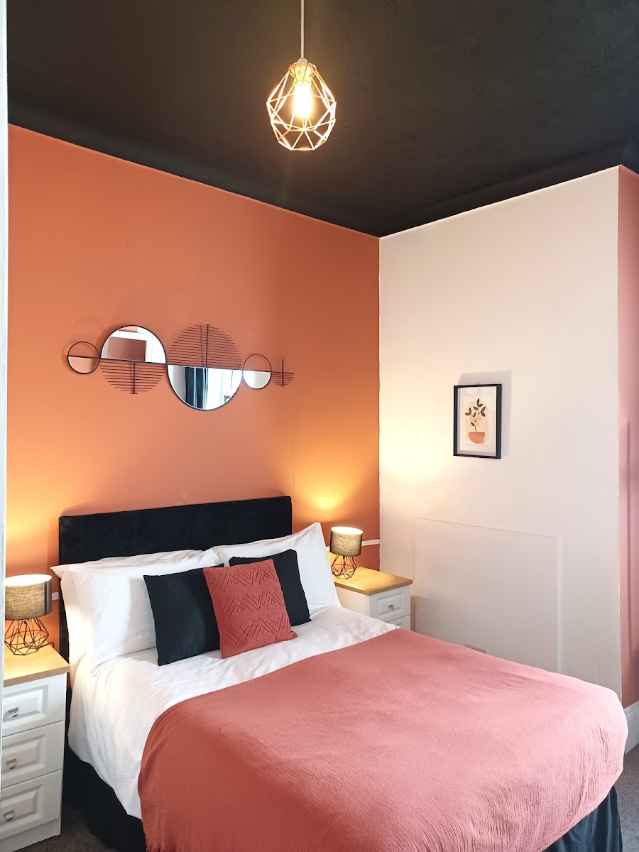 The Chesterfield (Book Direct for the Best Price) photo 3