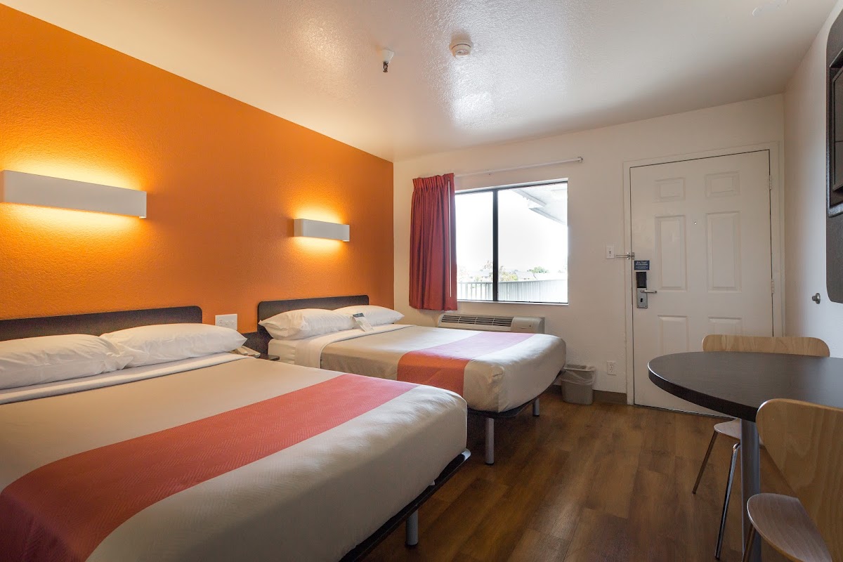 Motel 6 Watsonville, CA - Monterey Area photo 2