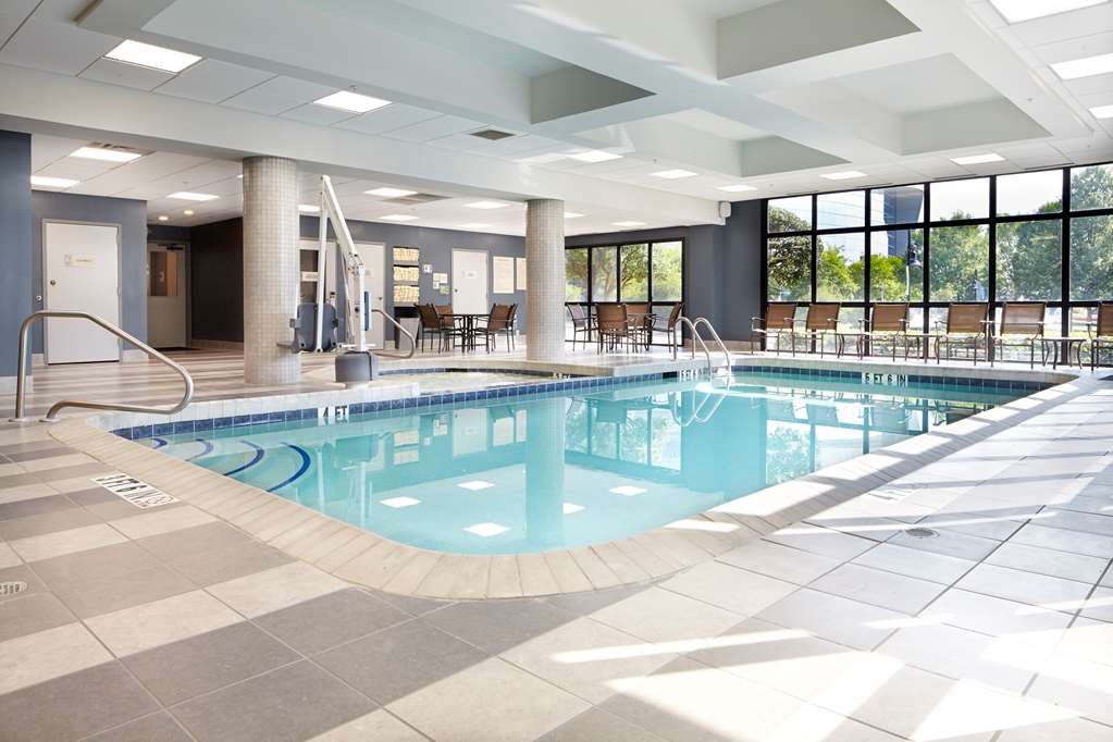 Embassy Suites by Hilton Atlanta Galleria photo 3