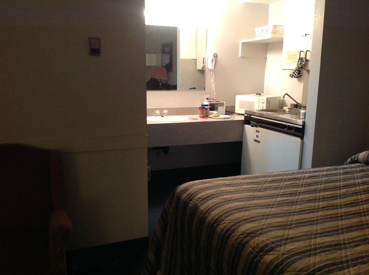 Four Seasons Motel photo 2