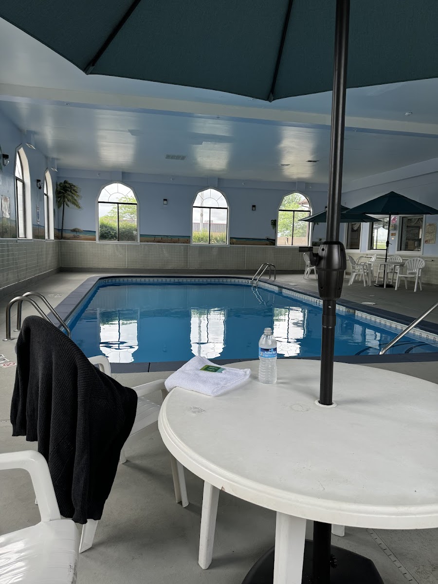 Howard Johnson by Wyndham Manteno photo 3