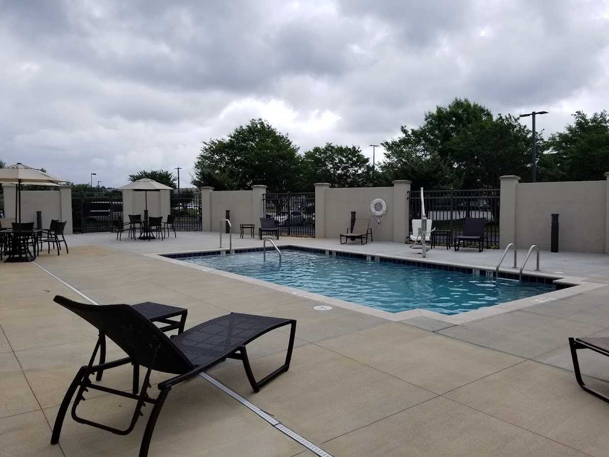 Holiday Inn Express Chesapeake - Norfolk by IHG photo 3