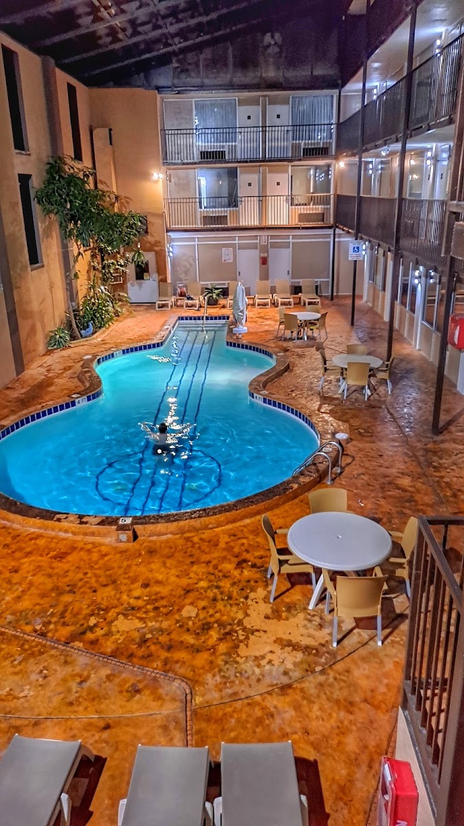 Comfort Inn & Suites Nashville Downtown - Stadium photo 3