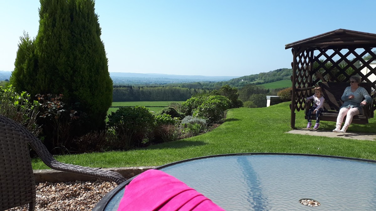 New House Country Hotel - Cardiff photo 2