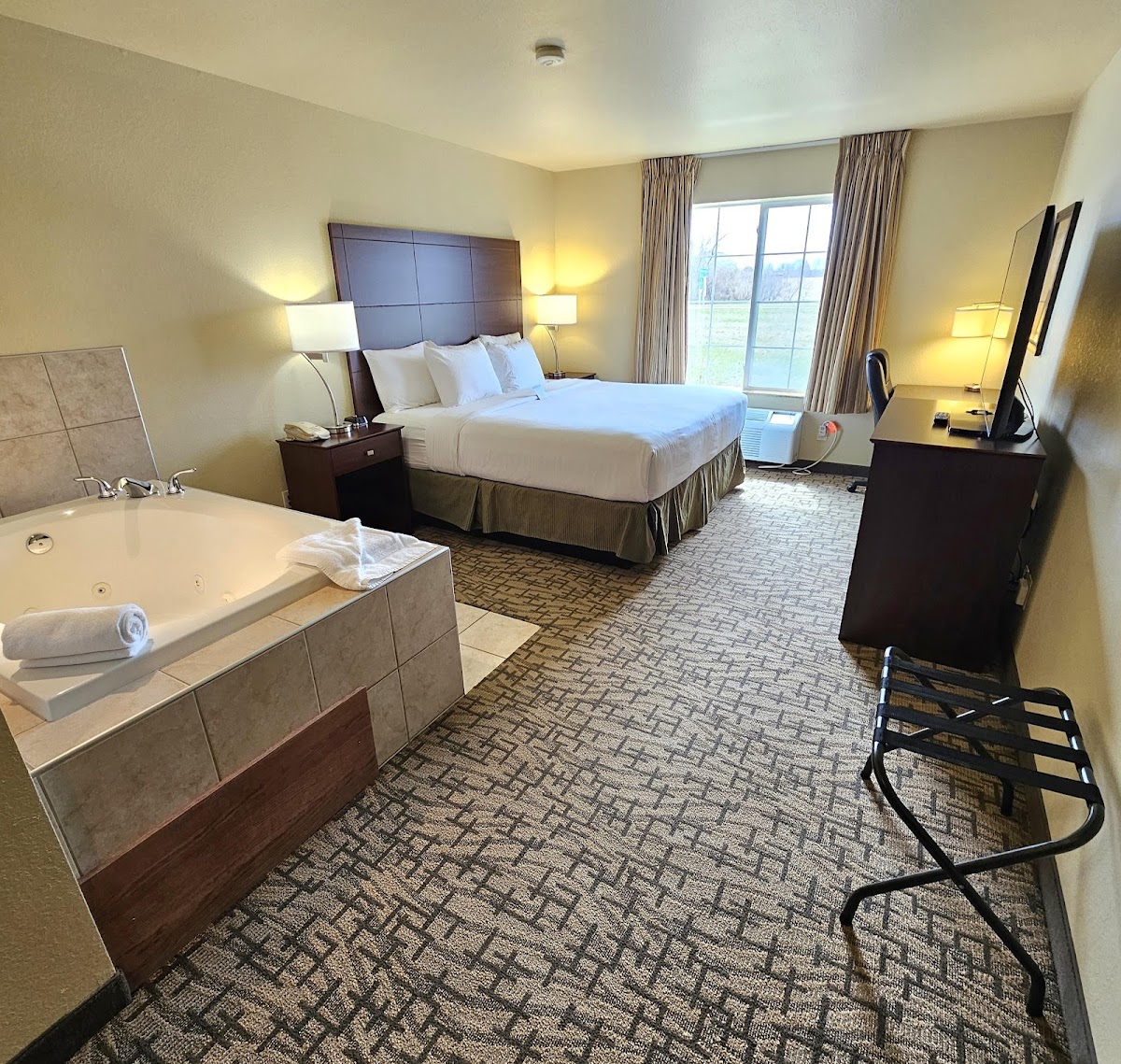 Cobblestone Inn & Suites - Clintonville photo 2