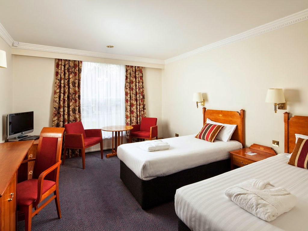 Mercure York Fairfield Manor Hotel photo 2