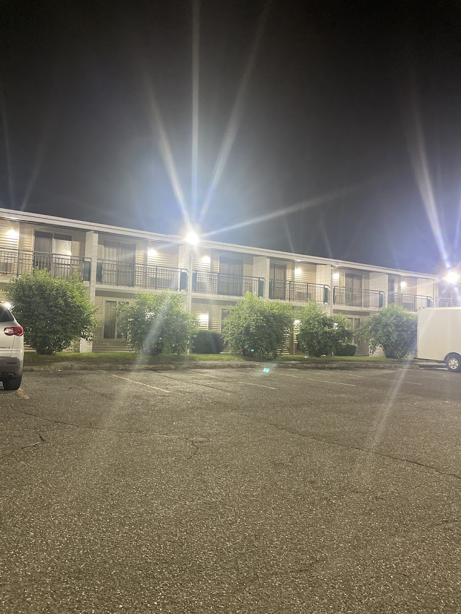 Honeyspot Motor Inn photo 3