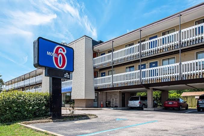 Motel 6 Norfolk, VA - Oceanview