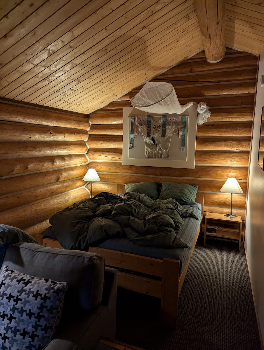 Ten-ee-ah Lodge Wilderness Resort