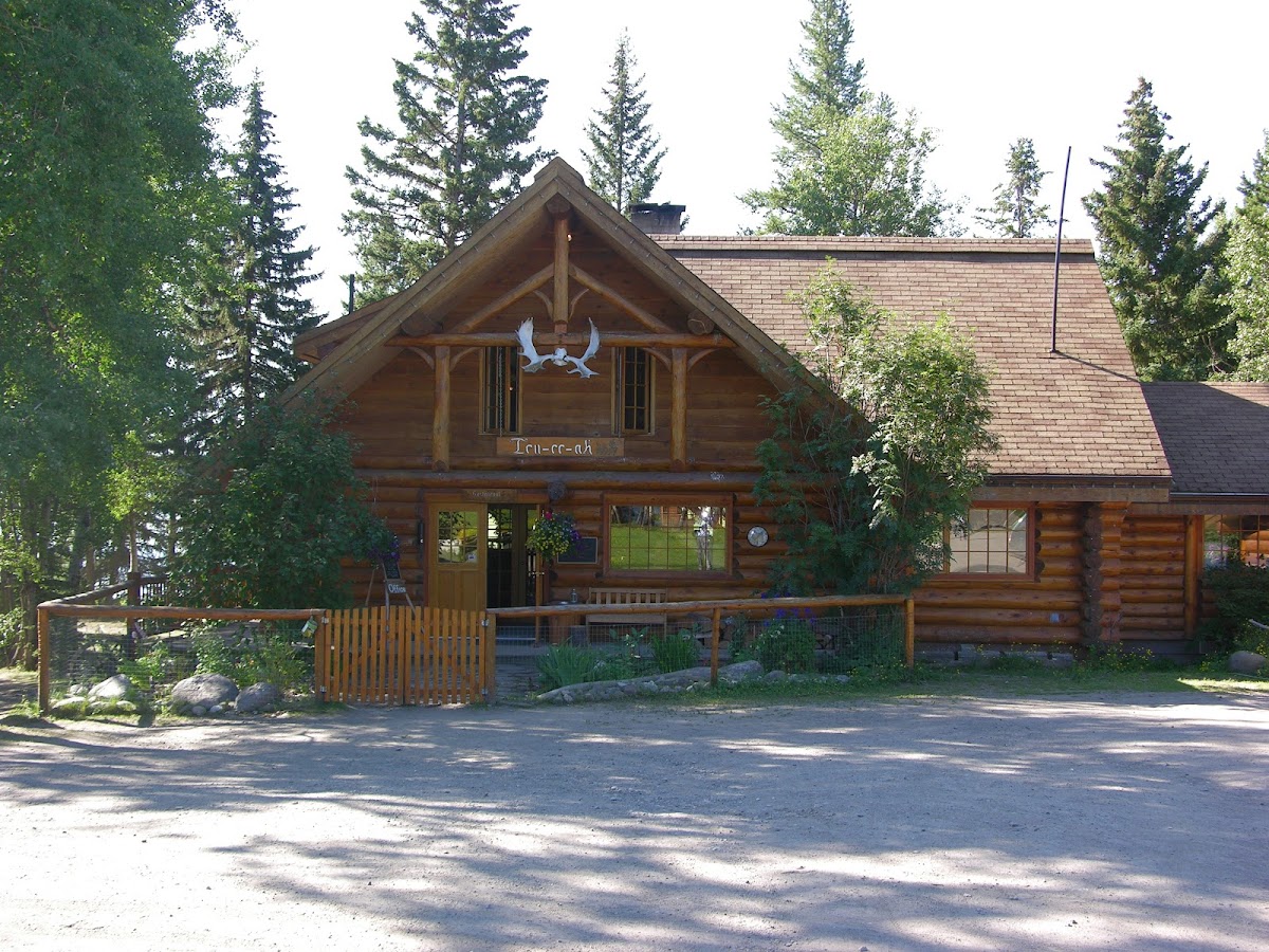 Ten-ee-ah Lodge Wilderness Resort photo 2