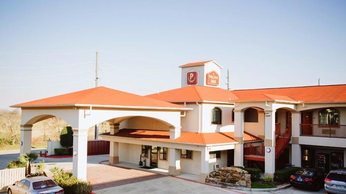 Palace Inn 290 & Hwy 6