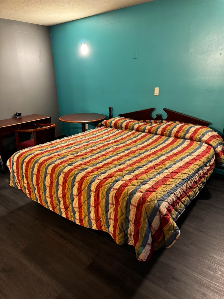 Madison Motor Inn photo 2