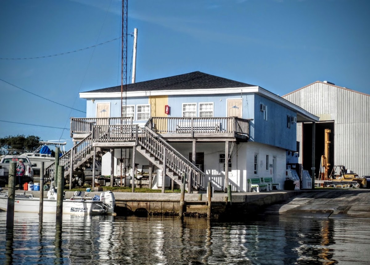Harker's Island Fishing Center photo 3