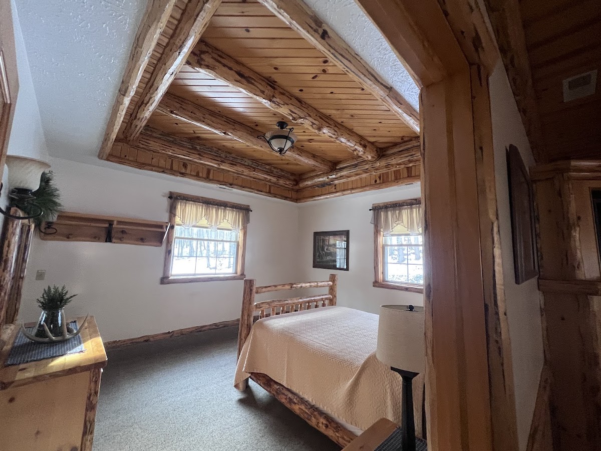 Sojourner's Lodge & Cabin Suites photo 2