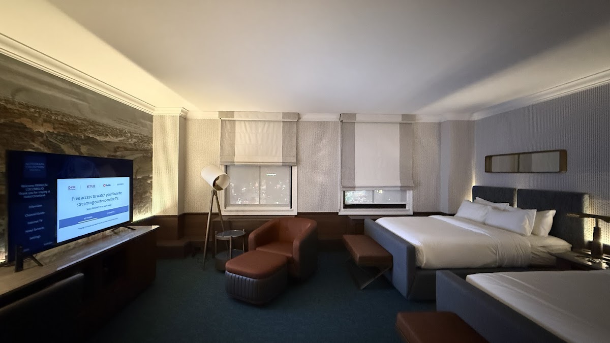 Hotel Cleveland, Autograph Collection photo 2