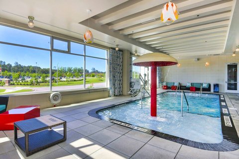 Courtyard by Marriott Raleigh Cary/Parkside Town Commons photo 3