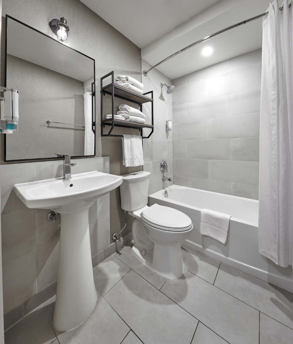 Canadas Best Value Inn Toronto photo 3