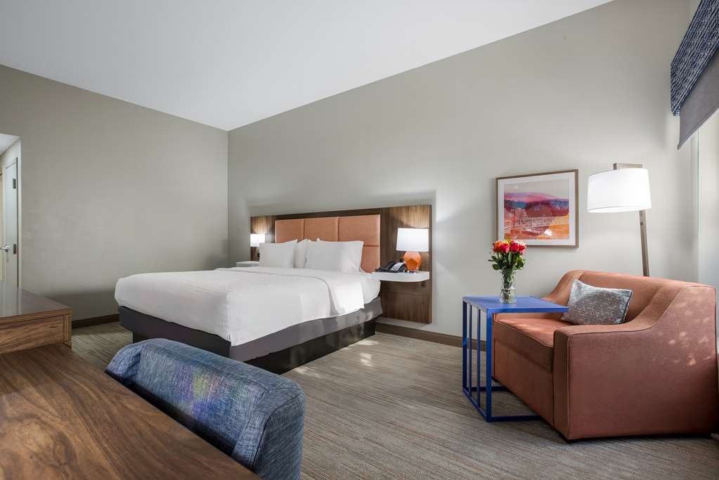 Hampton Inn Linden photo 2