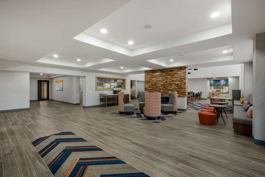Hampton Inn Linden photo 3