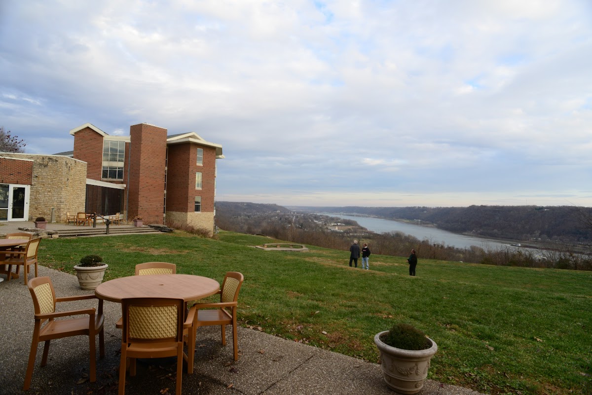 Clifty Inn