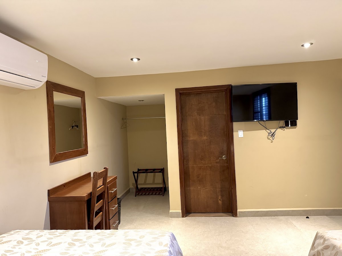 Paseo Inn photo 3