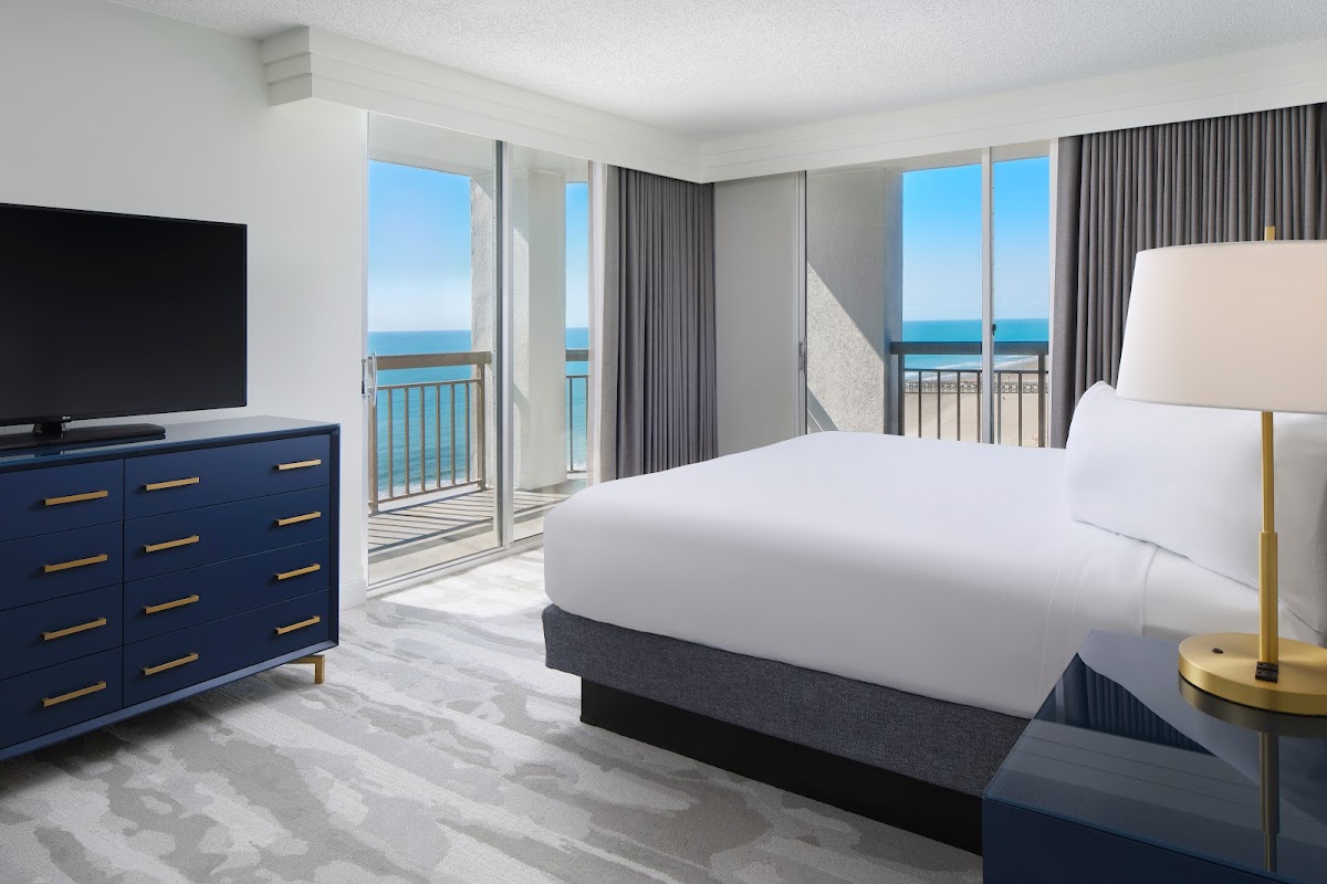 Embassy Suites by Hilton Myrtle Beach Oceanfront Resort photo 2