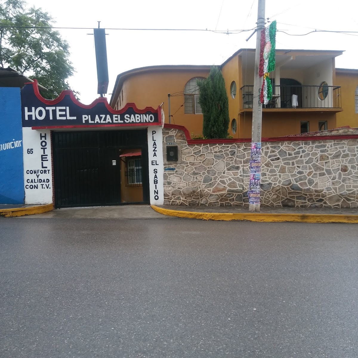 Hotel Plaza El Sabino