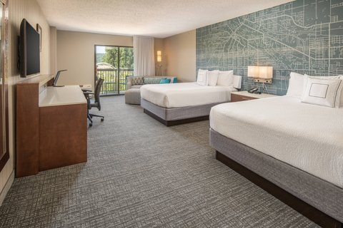 Courtyard by Marriott Seattle Sea-Tac Area photo 2