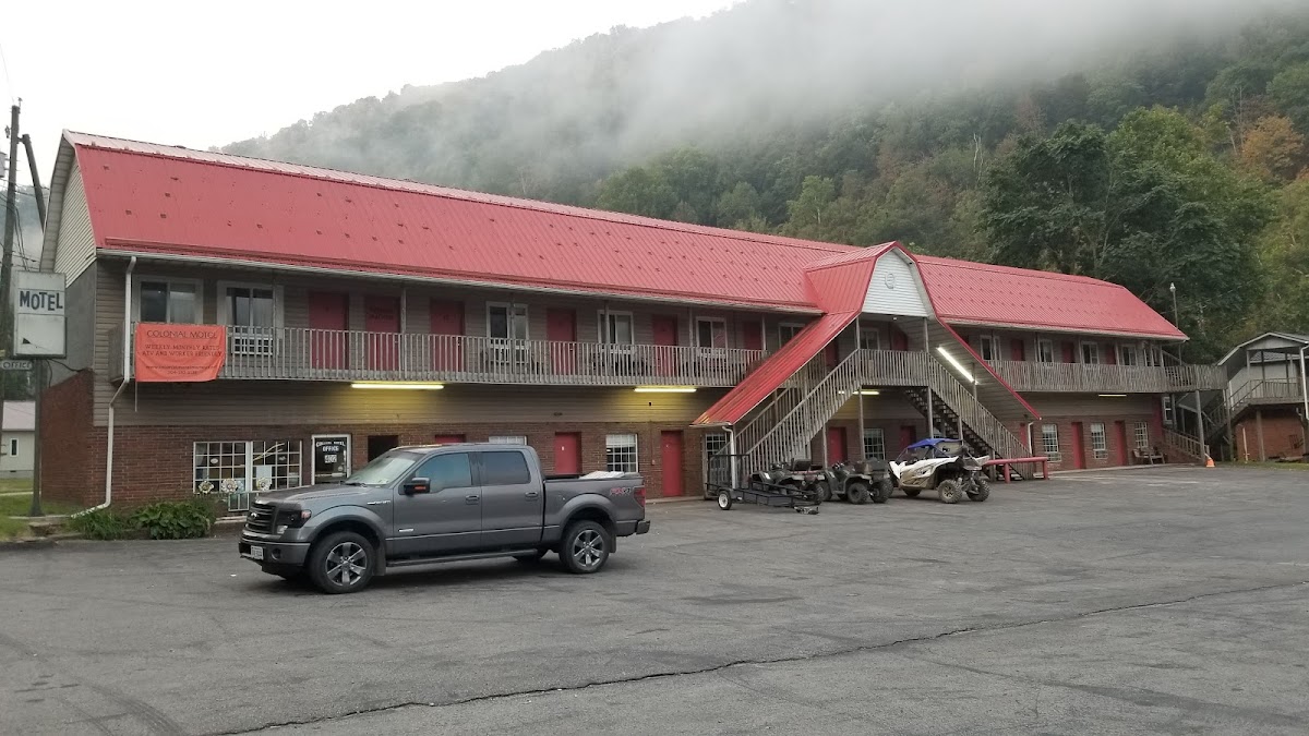 Colonial Motel & Restaurant