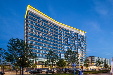 Aloft Boston Seaport District