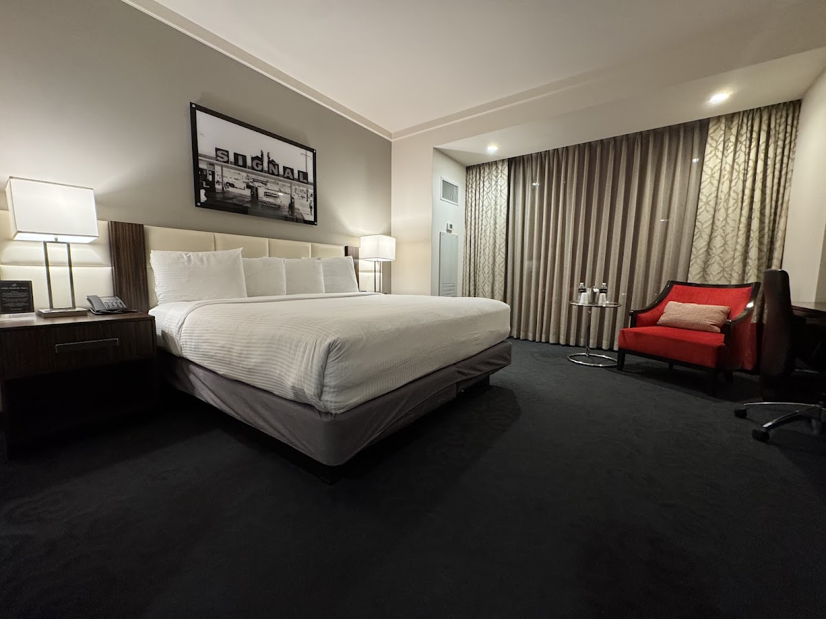 Ahern Hotel