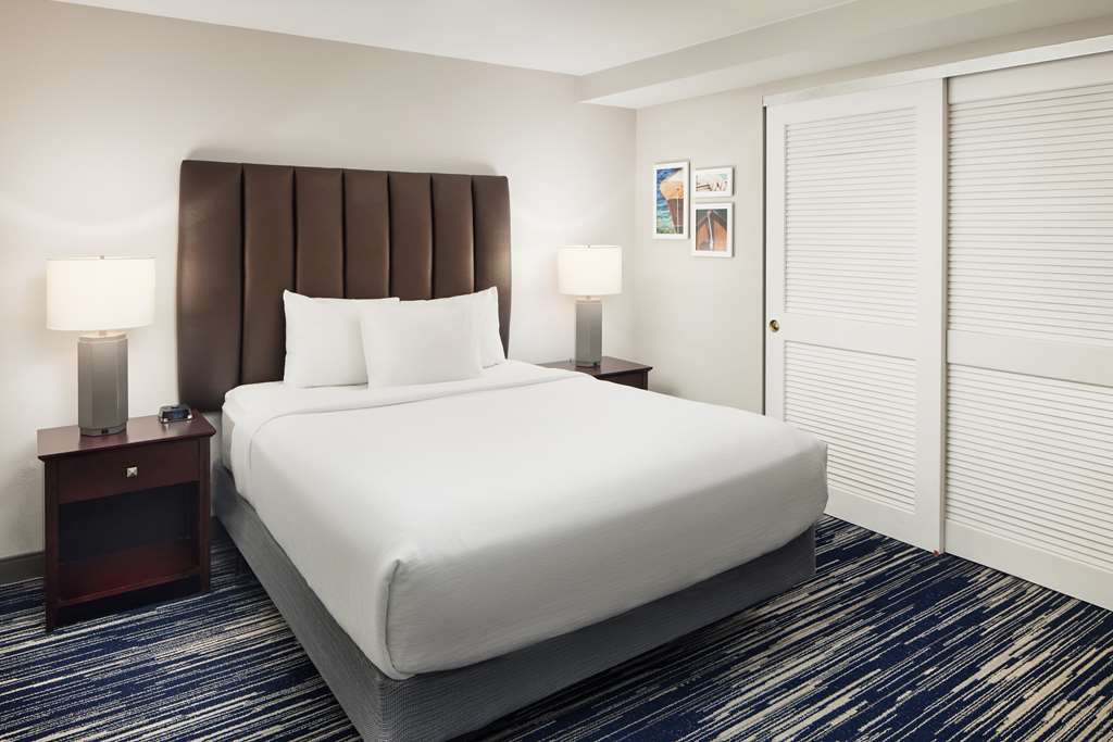 Embassy Suites by Hilton West Palm Beach Central photo 2