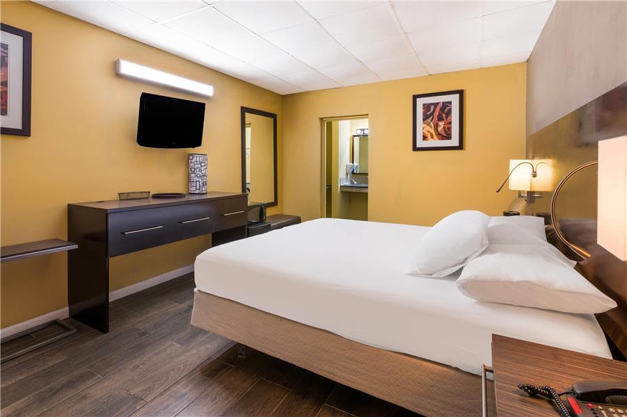Econo Lodge Gretna - New Orleans photo 2