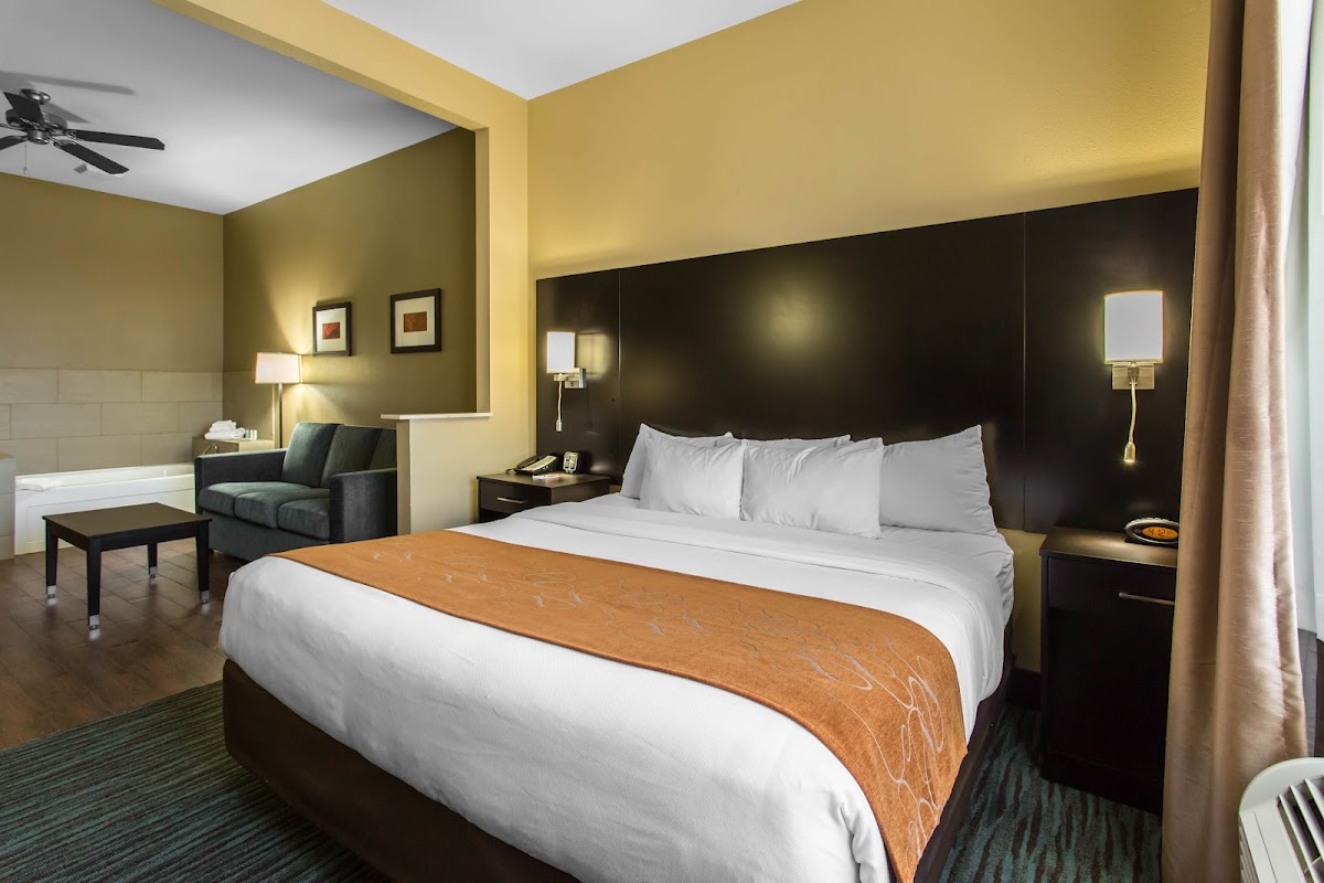 Comfort Suites Odessa near University photo 2