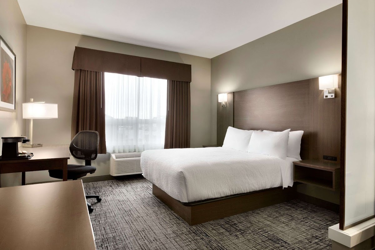 Days Inn & Suites by Wyndham Warman photo 2