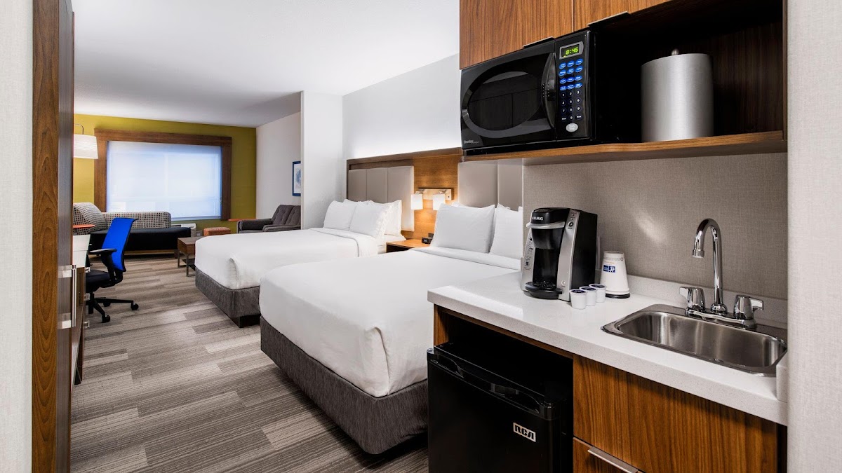 Holiday Inn Express & Suites Airdrie-Calgary North by IHG photo 2
