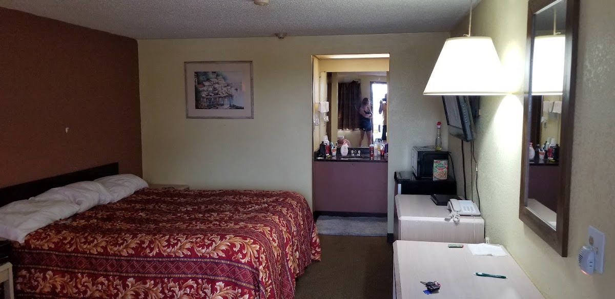 Tri County Inn photo 2
