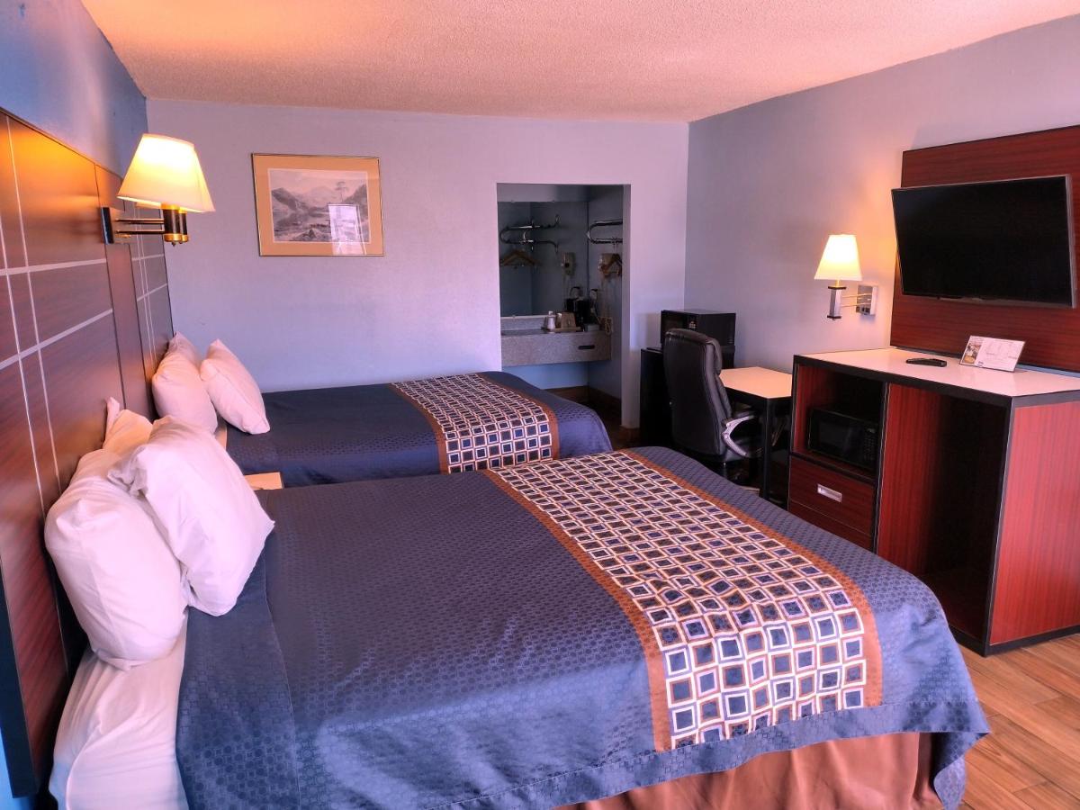 Rodeway Inn Richland - Jackson South photo 3
