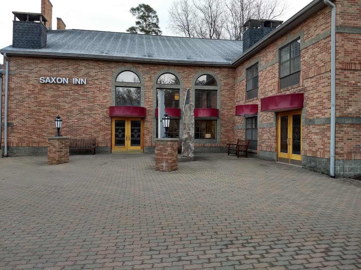 Saxon Inn