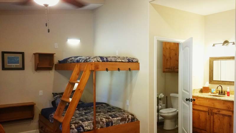 Castaway Lodge, Inc. photo 2