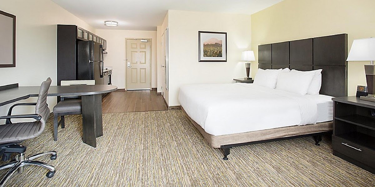 MainStay Suites Wichita Northeast