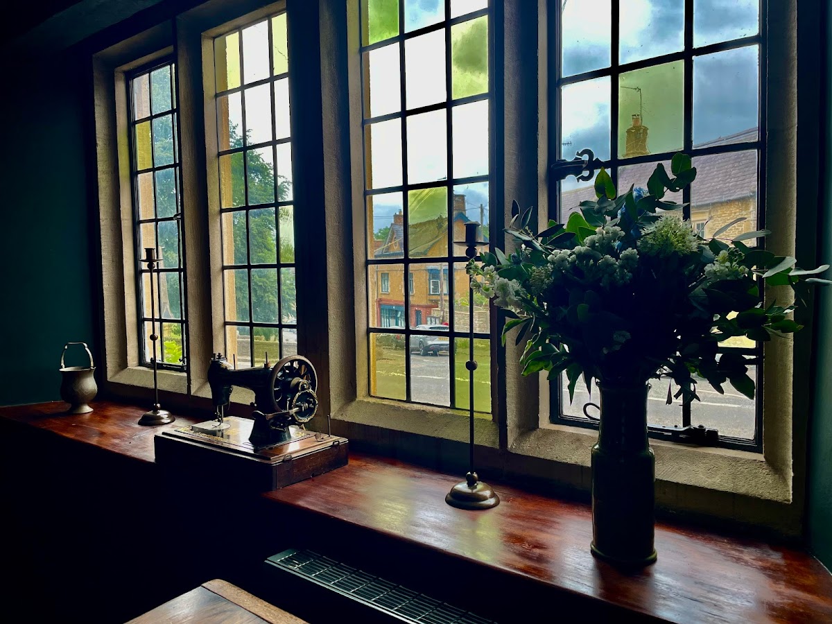 The Crown Shipton photo 3
