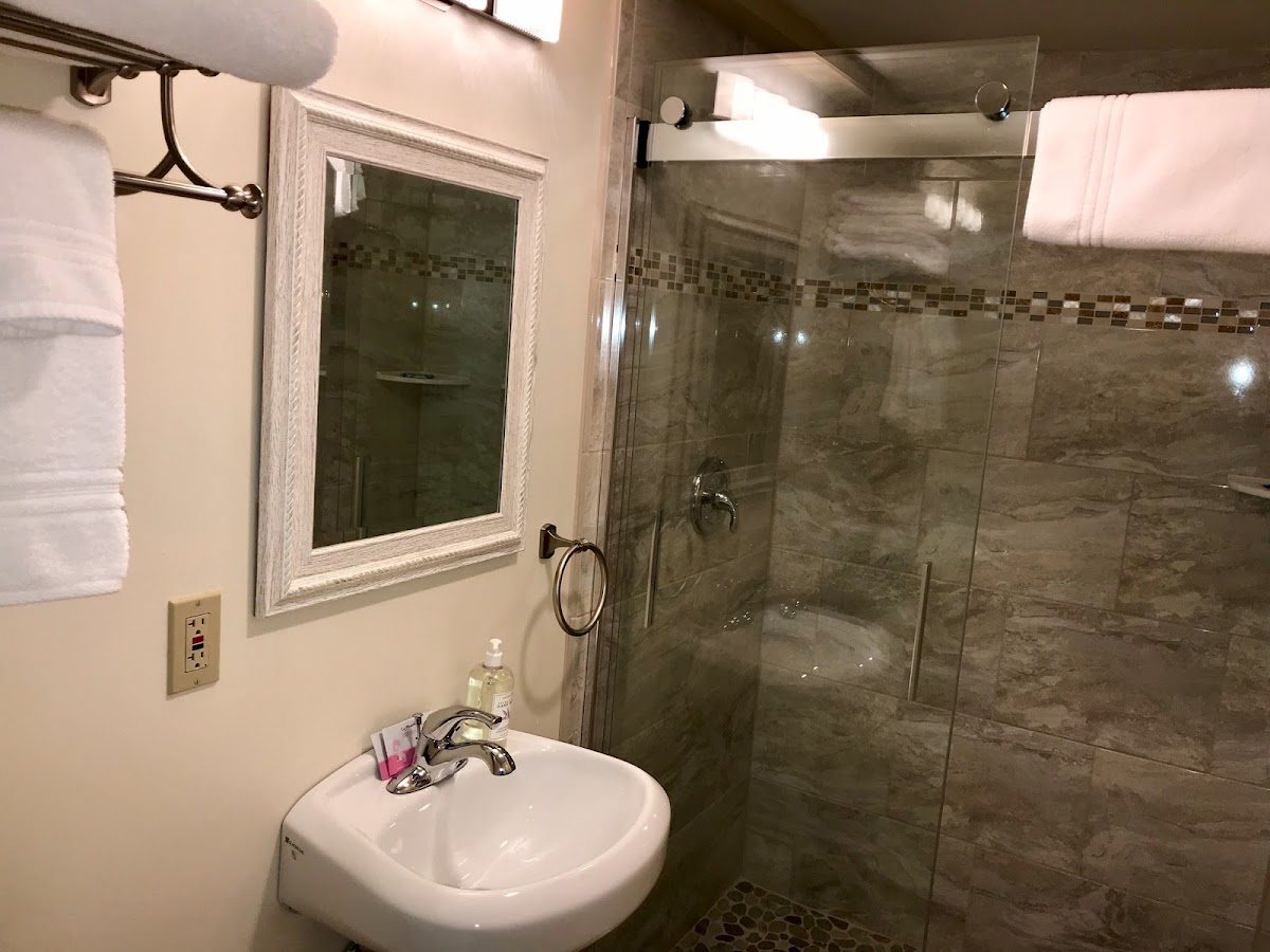 Spring Hill Inn photo 3